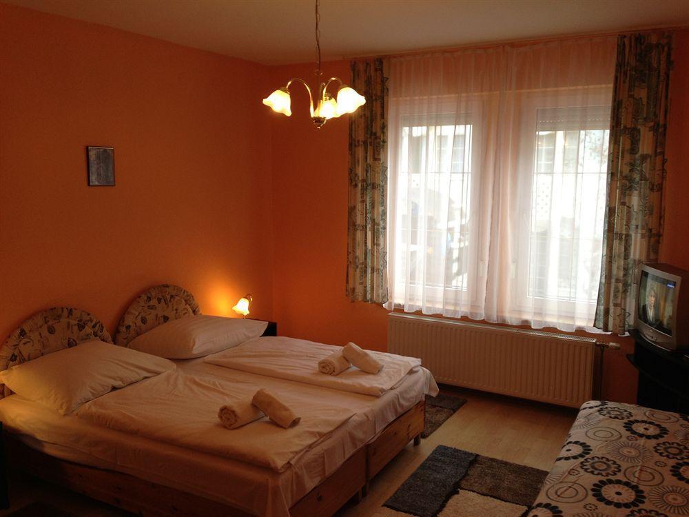 Astoria Panzio Bed & Breakfast Hévíz Eksteriør bilde